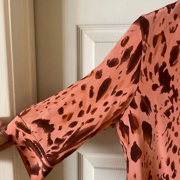 Tucker NYC printed tunic top - Picture 5 of 6